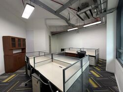 PLUS (D1), Office #599578861